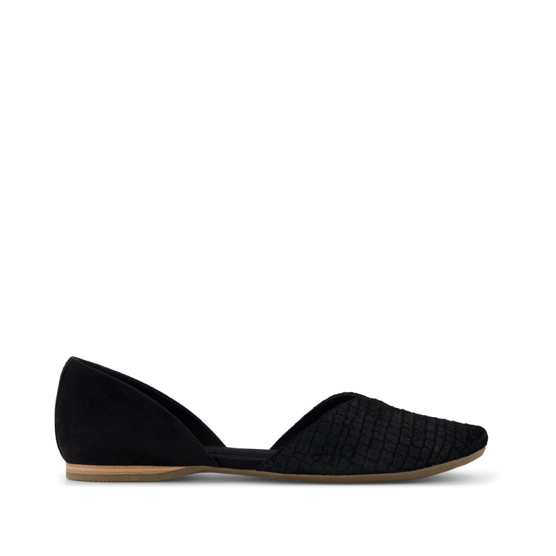 Gemma D'Orsay Flat